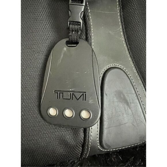 Tumi T-Tech Men's Black Nylon Expandable CarryOn  Bag #5540D - Picture 7 of 11